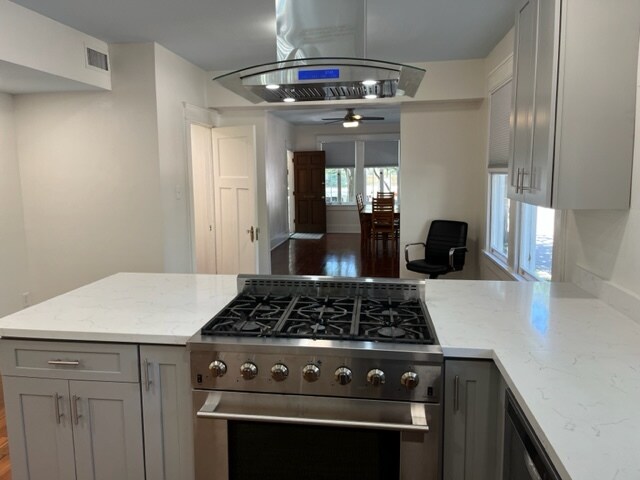 Building Photo - 1239 7th St