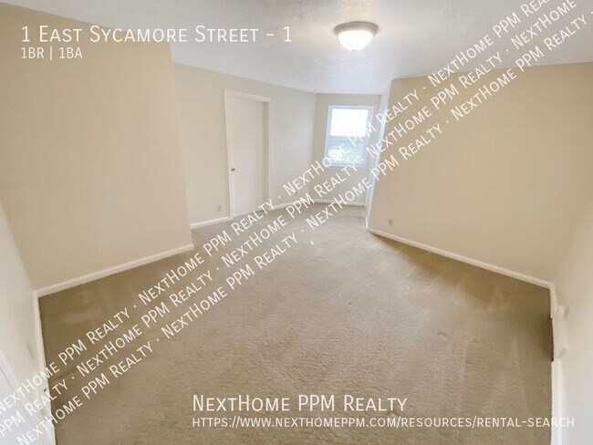 Building Photo - 1 E Sycamore St