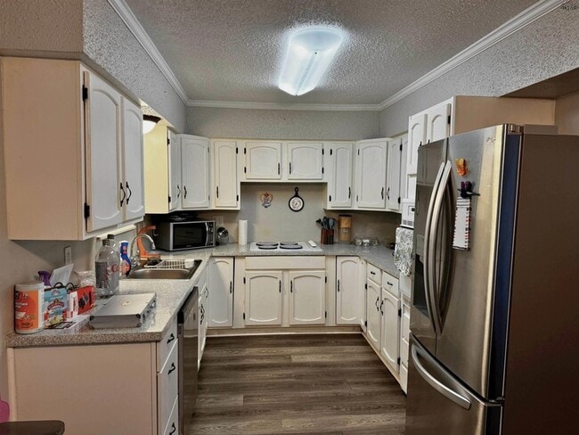Building Photo - 1609 Sunnyside Ln