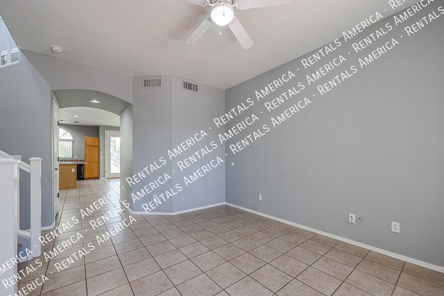 Building Photo - 3672 E Sundance Ave