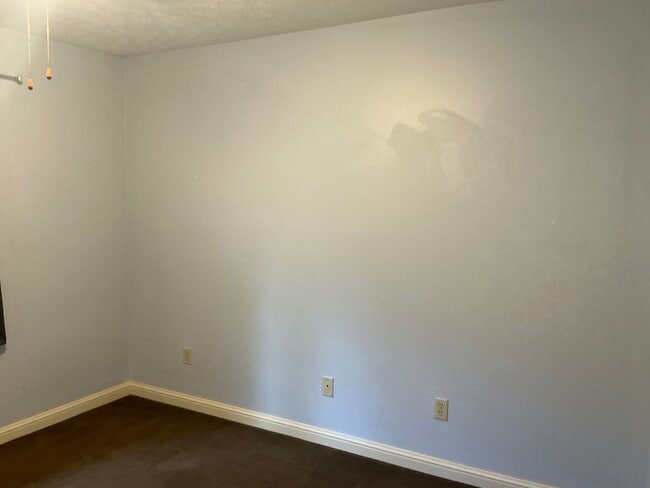 Building Photo - Townhome - 3 Bedroom/ 2.5 Bathroom - Avail...