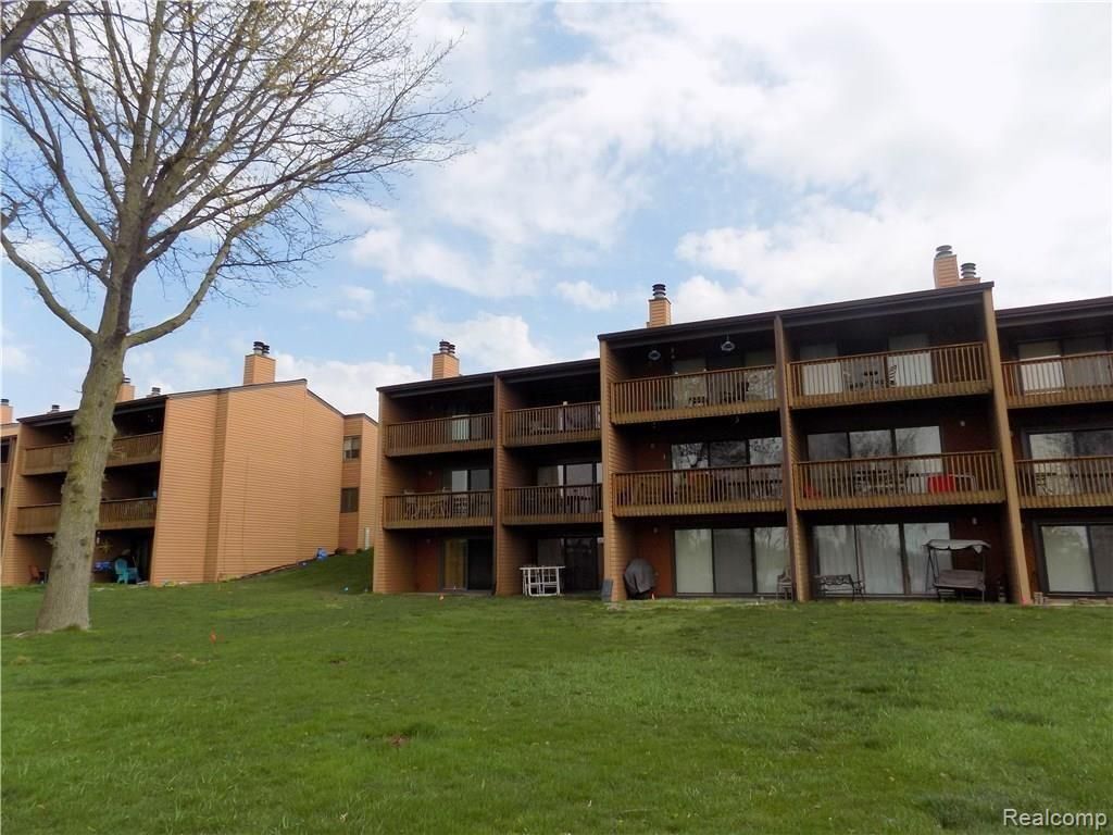 Building Photo - 48195 Bayshore Dr