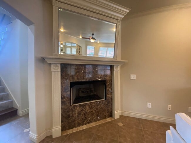 Building Photo - Broken Arrow Schools-Gated Community!