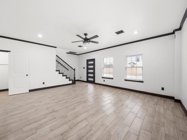 Building Photo - 4737 Reed Rd