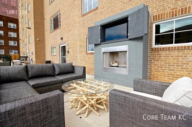 Building Photo - 209 Emanuel Cleaver II Blvd.