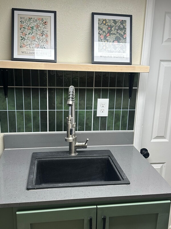 Building Photo - 189 N 6th Ave