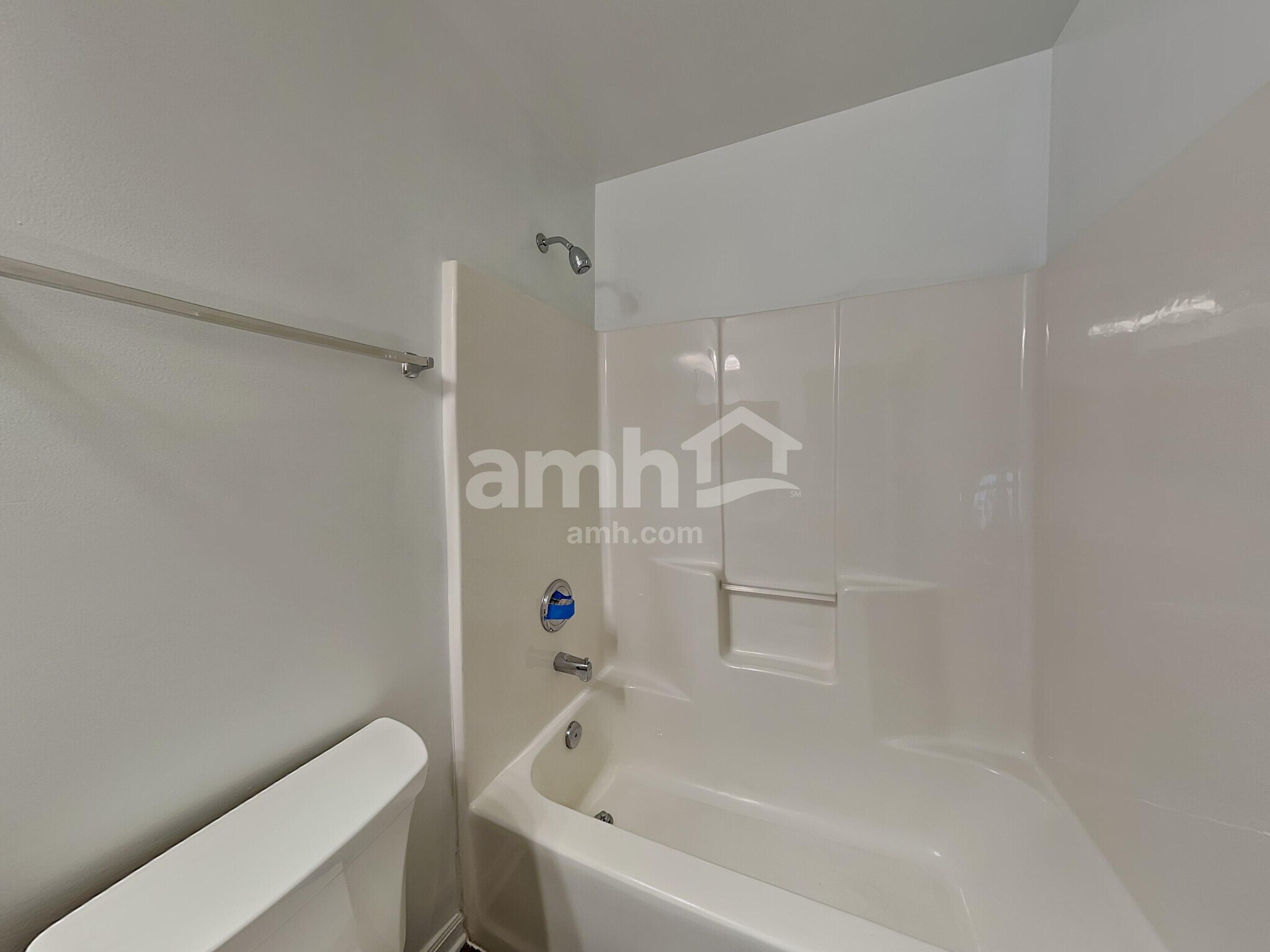 Building Photo - 23009 Birch Ct