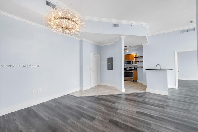 Building Photo - 7900 Harbor Island Dr