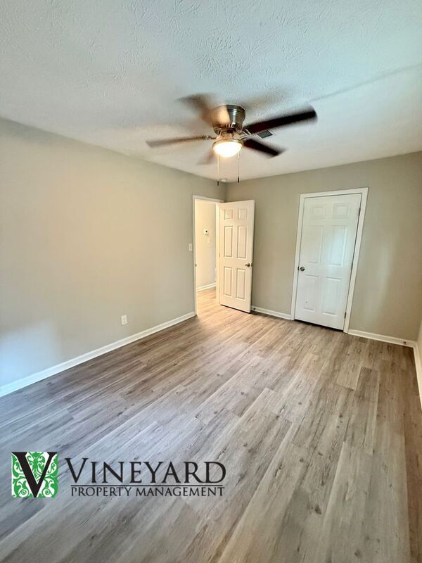 Building Photo - 4311 E Paulding Dr