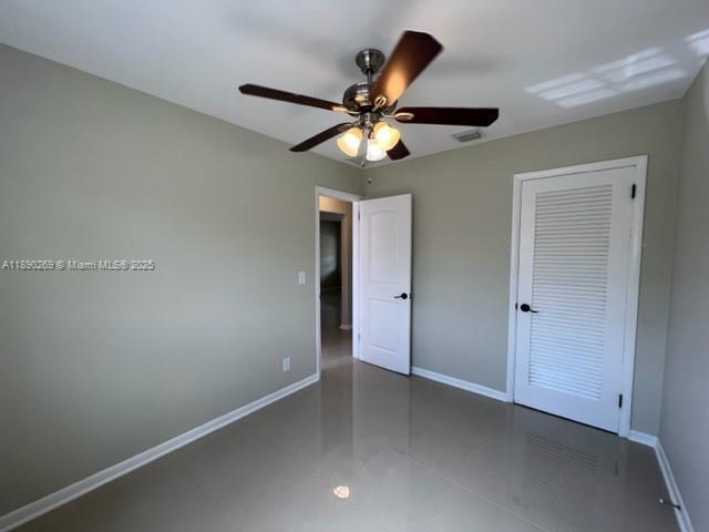 Building Photo - 946 Laurel Dr