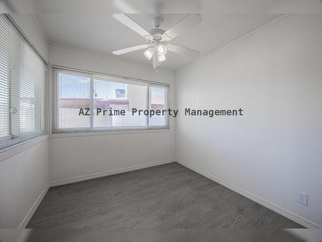 Building Photo - 428 E Fremont Dr