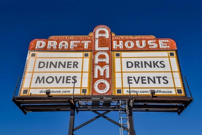 Building Photo - 7801 Shoal Creek Blvd