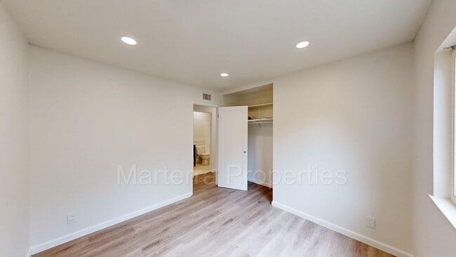 Building Photo - Amazing 3 Bedroom Home in Mission Viejo!