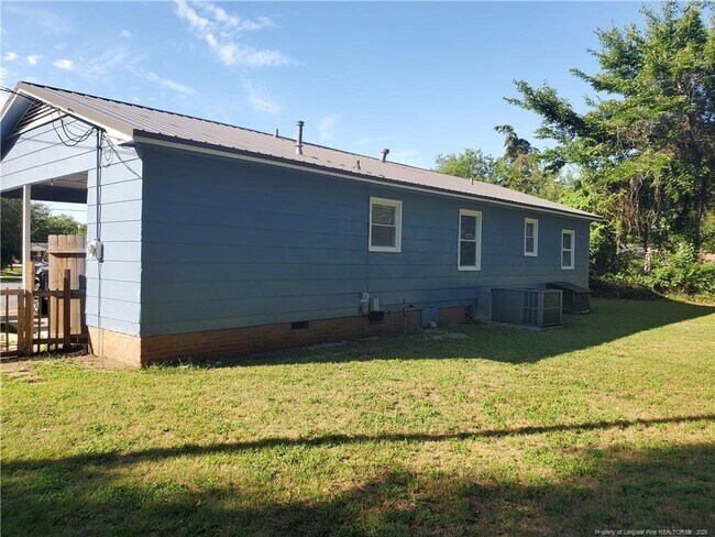 Building Photo - 5415 Cactus Ct