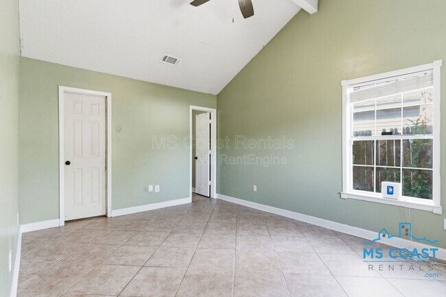 Building Photo - 2717 Honduras Dr