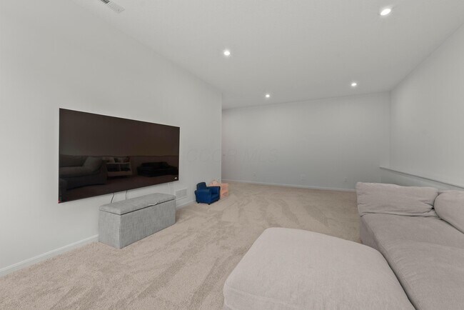 Building Photo - 132 Littondale Dr