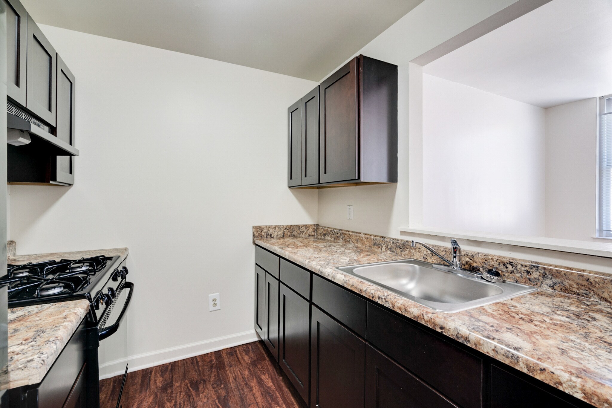 Building Photo - 4102 Ogden St