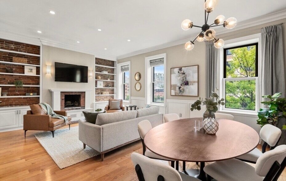 Building Photo - 82 Berkeley St