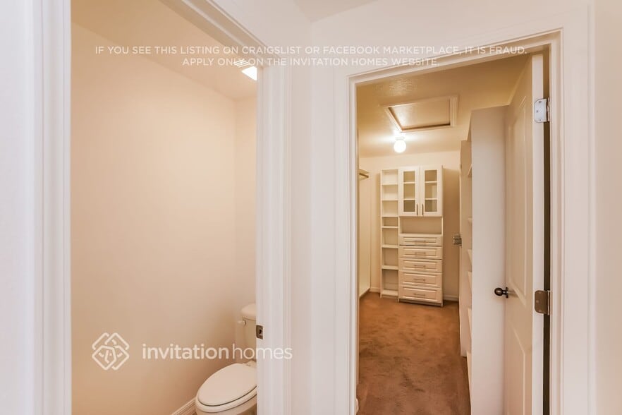 Building Photo - 6307 Shore Vista Pl