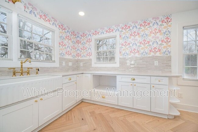 Building Photo - 3612 E Brief Rd