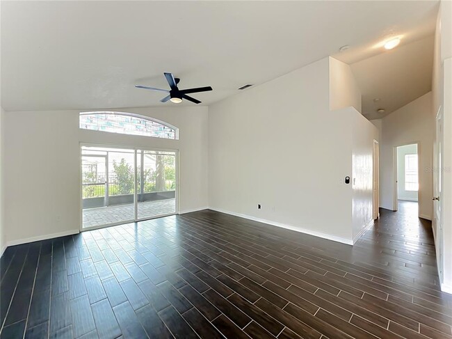Building Photo - 1045 Willow Branch Dr