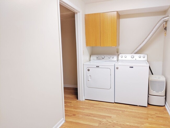 Building Photo - West 15th Street