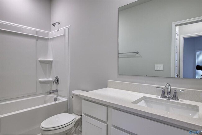 Building Photo - 6004 Gardner Maples Dr SE
