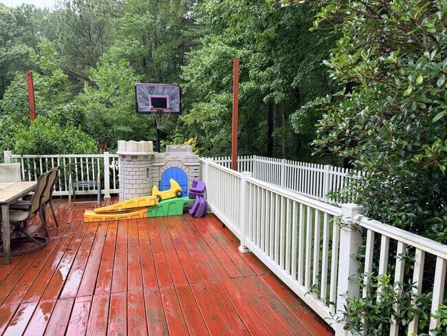 Building Photo - 32300 Azalea Ln