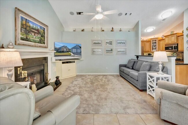 Building Photo - 16702 Dale Oak Way