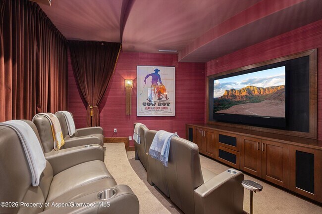 Building Photo - 294 Draw Dr