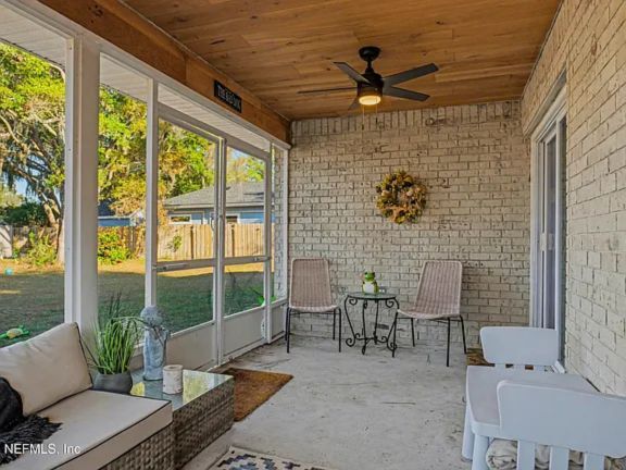 Building Photo - 87159 Chesapeake Ave