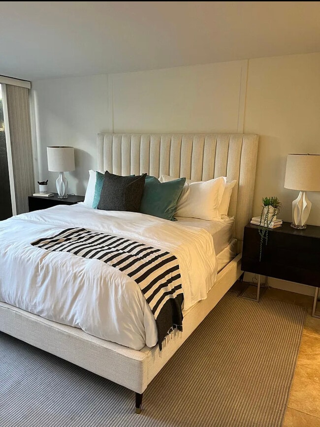 Building Photo - 7811 Eads Ave