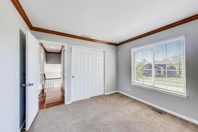 Building Photo - 1217 S Elder Ln