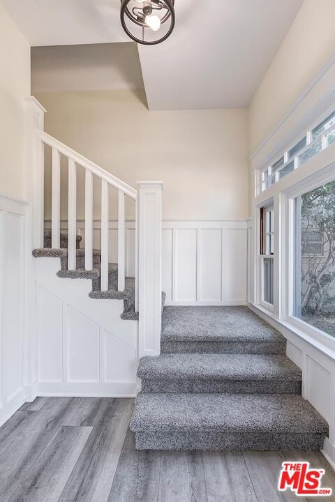 Building Photo - 1054 Maine Ave