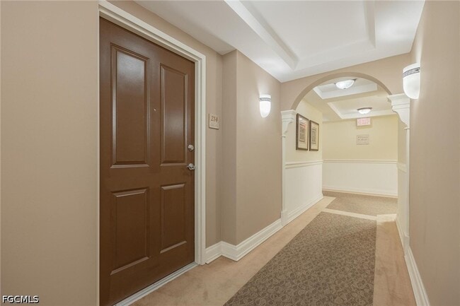 Building Photo - 2825 Palm Beach Blvd