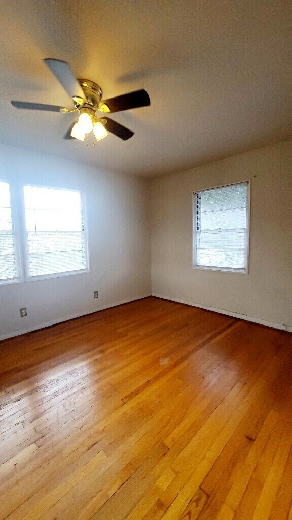 Building Photo - 4427 Jefferson St