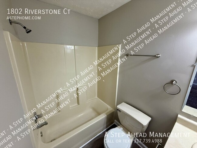 Building Photo - 1802 Riverstone-3 bed/2 bath in Westfield