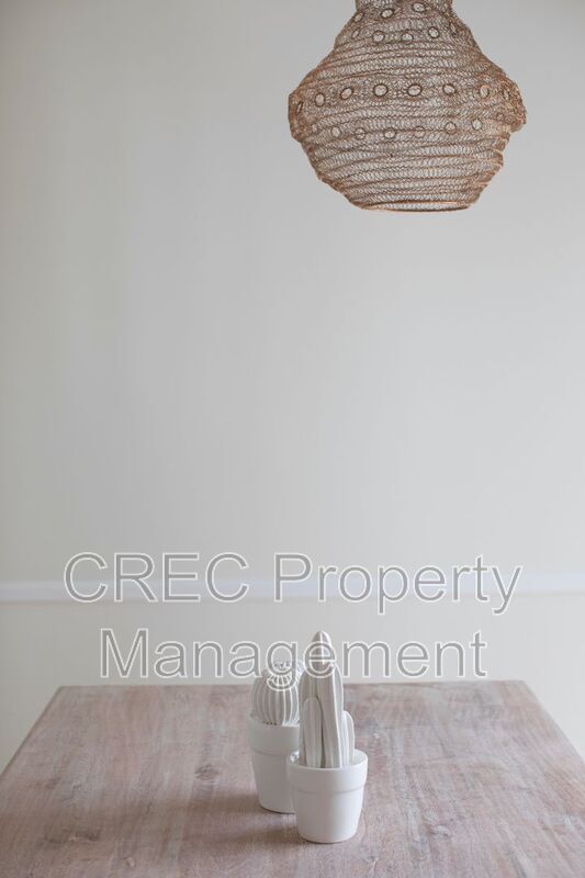 Building Photo - 637 Baytree Ct