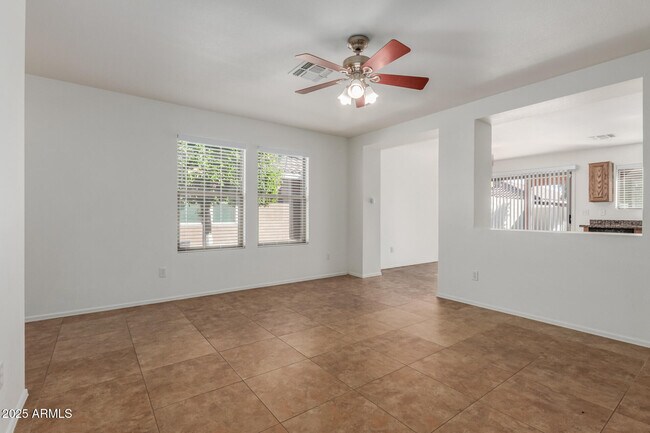 Building Photo - 10537 W Donald Dr