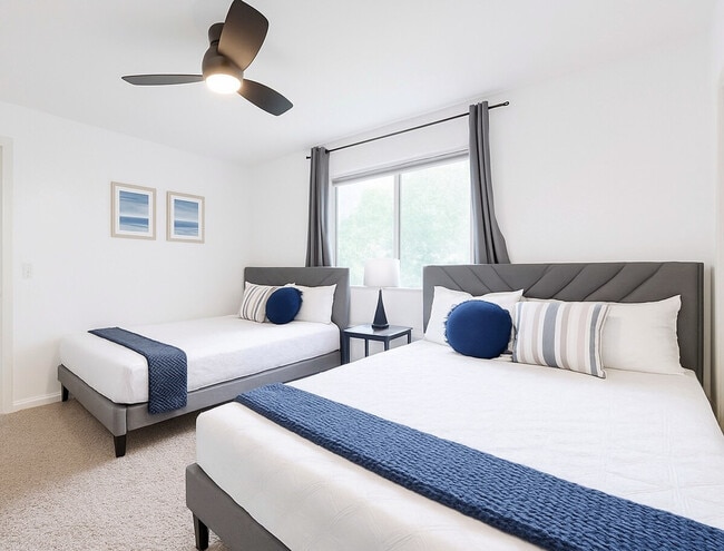 Building Photo - 3300 Chaparral Cir