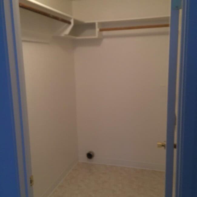 Building Photo - 3948 Clear Acre Ln