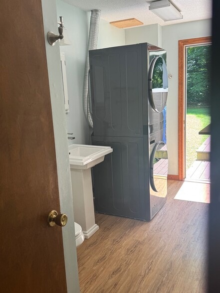 Building Photo - 536 Turners Falls Rd