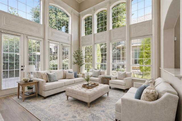 Building Photo - 5404 Balmoral Dr