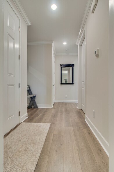 Building Photo - 1980 Carothers Rd