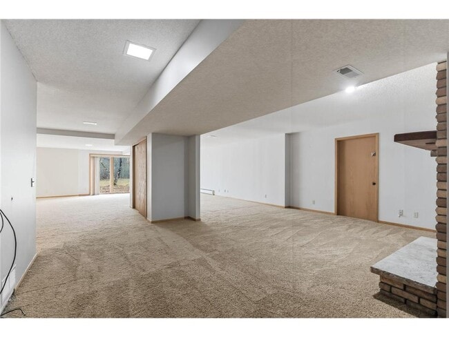 Building Photo - 5880 Christmas Lake Rd