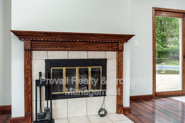 Building Photo - 5418 Tam O Shanter Dr