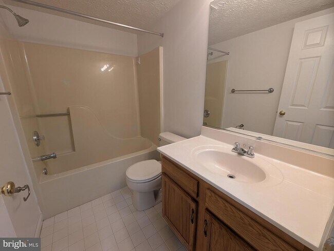 Building Photo - 629 Tripp Creek Ct