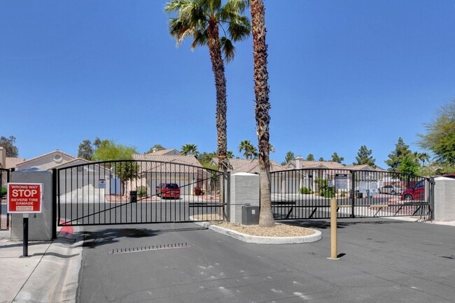 Building Photo - RARE Single Story, 3 Bedroom with 3 Car Garage in a GATED community!