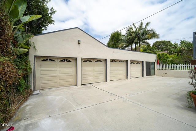 Building Photo - 1621 Maltman Ave