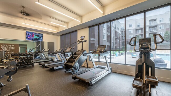 Building Photo - 8800 Penrose Ln